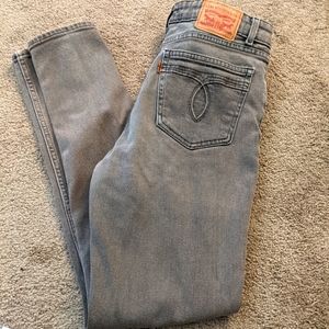 High Waisted Levi Skinny Jeans